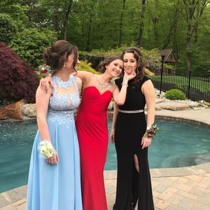 Meet your Posher, Dayna